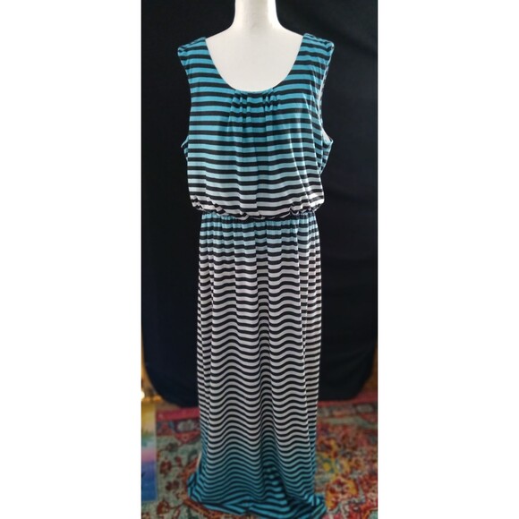 Cato Dresses & Skirts - Cato Long Sleeveless Striped Long Maxi Dress XL
